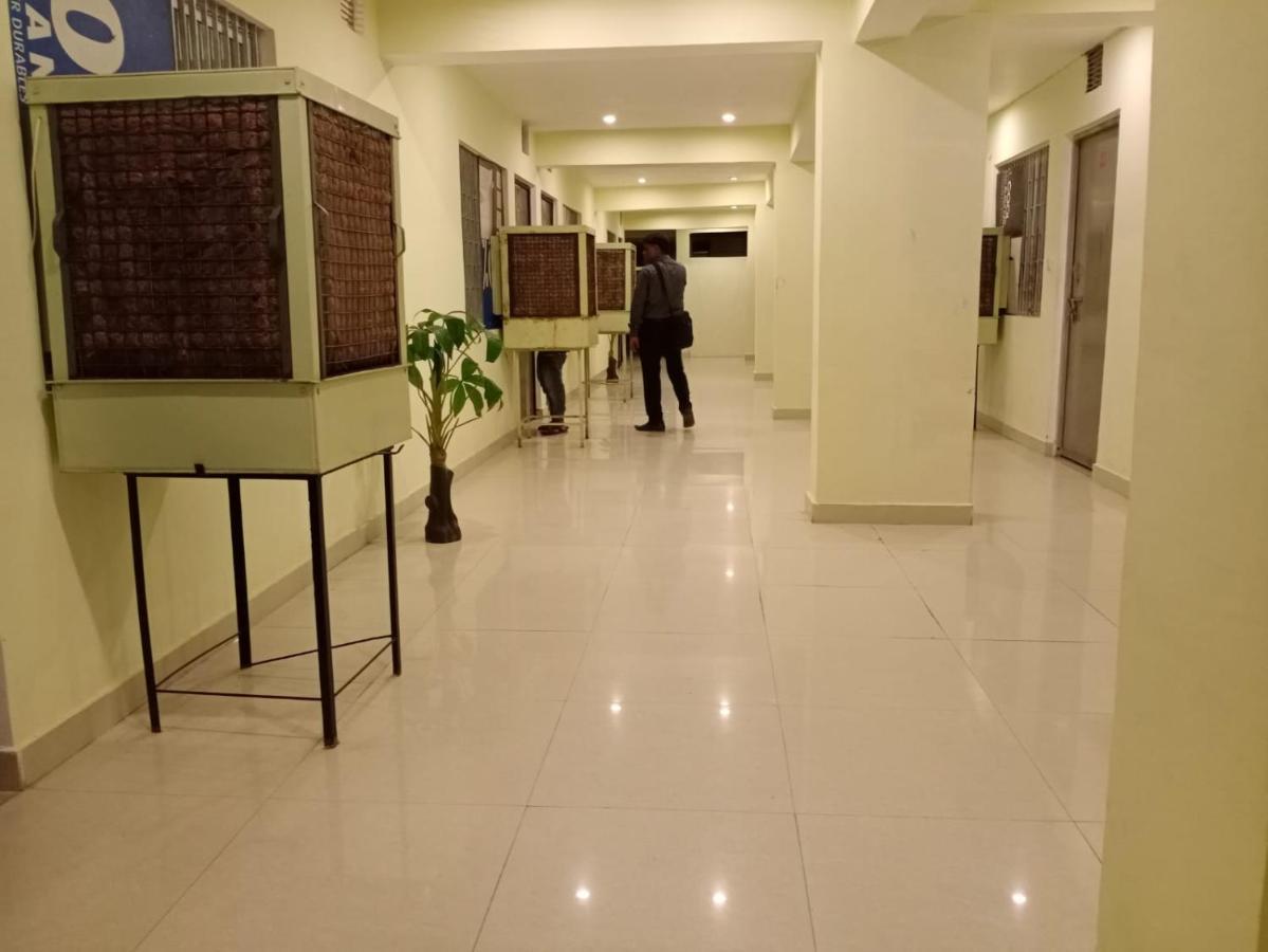S S Hotel And Restaurant By Wb Economy Jaunpur Exterior foto